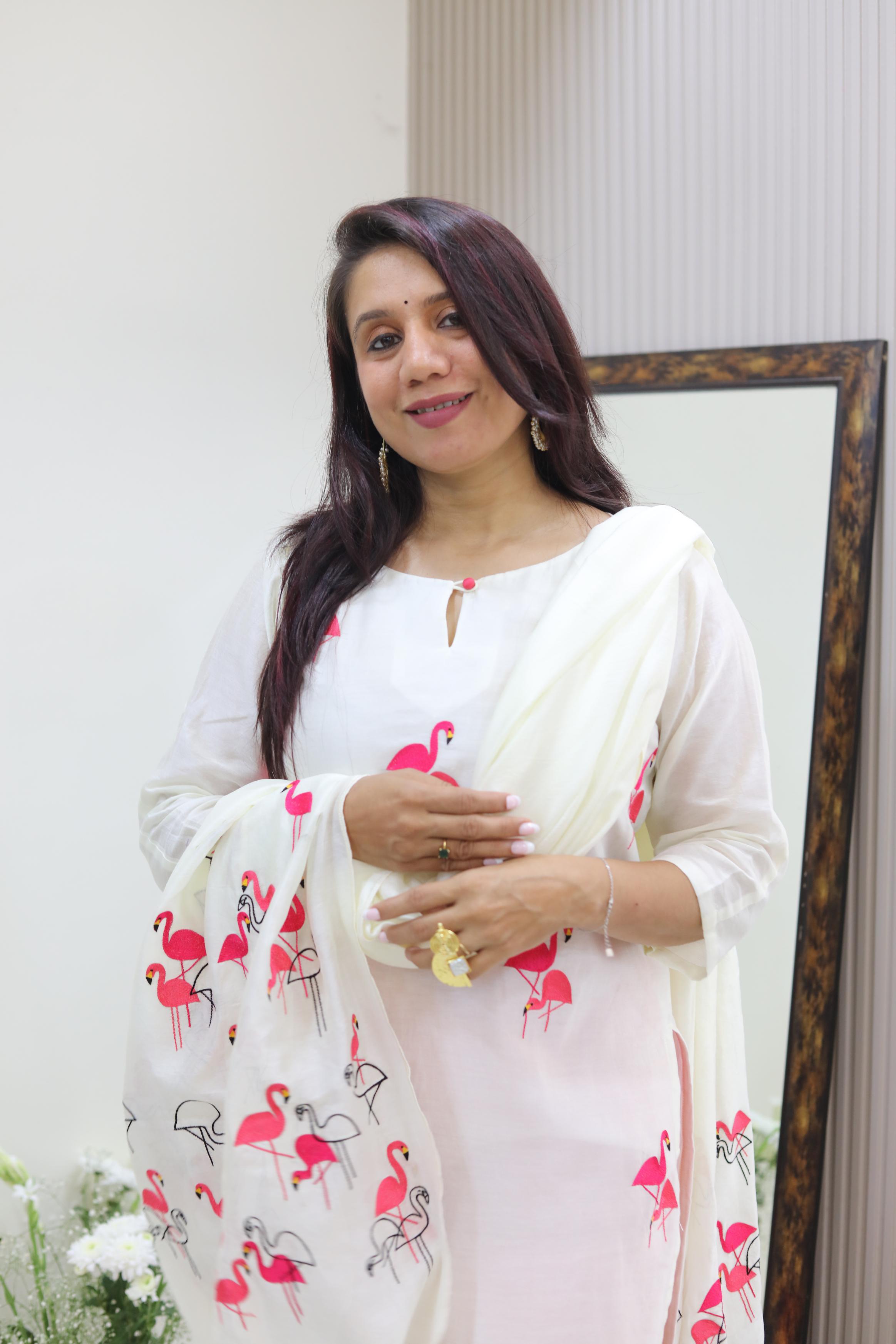 Elegant Mul Chanderi Set with Flamingo Embroidery