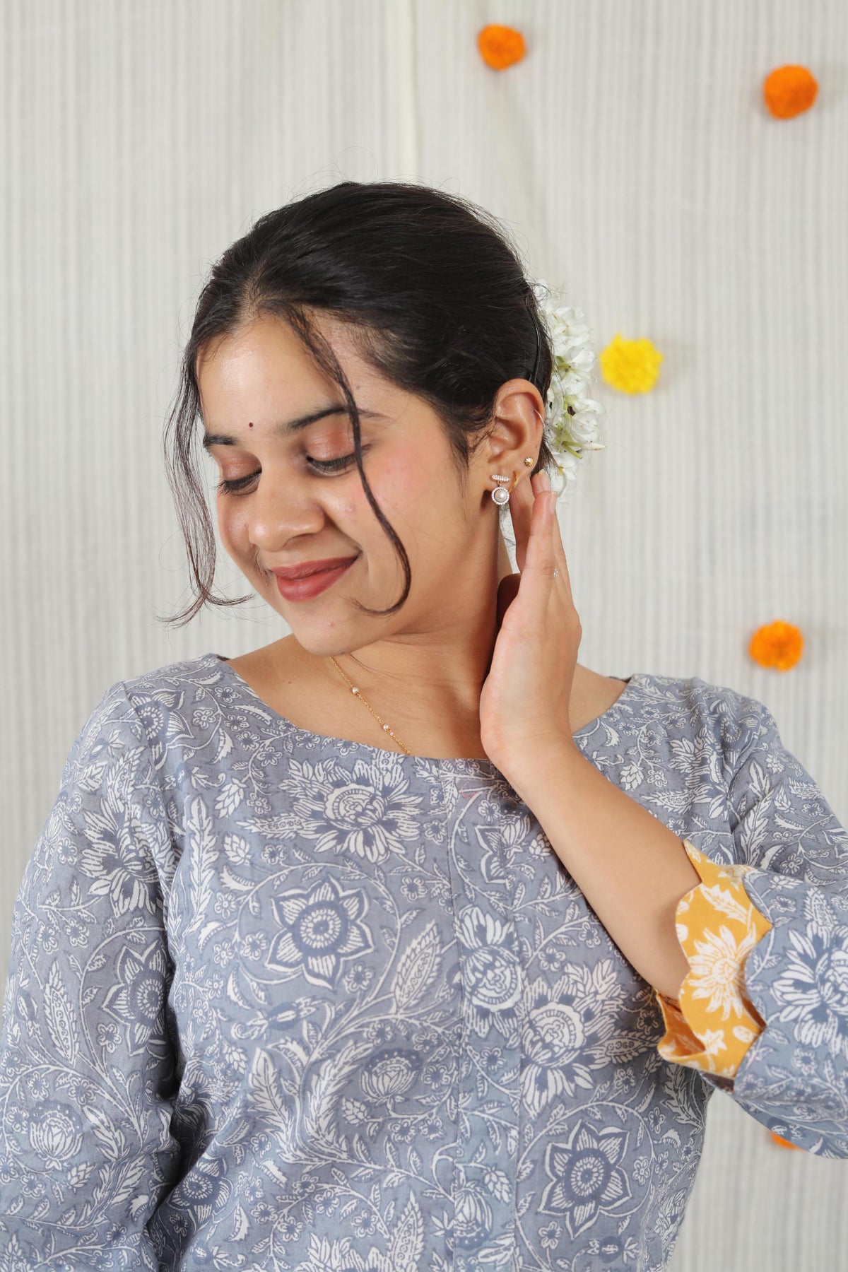 Cotton Ready-to-Wear Kurta - Elegant Ethnic Design NAV-012