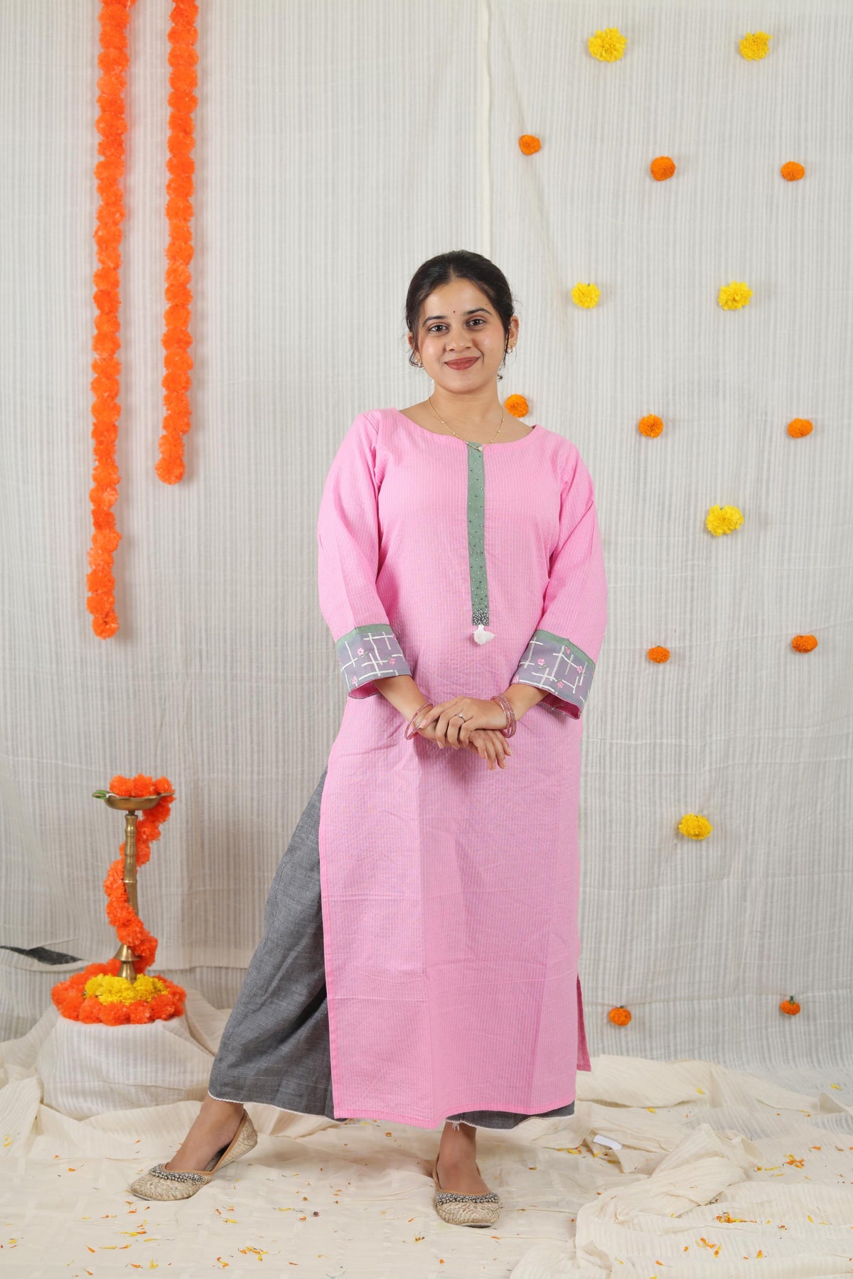 Cotton Ready-to-Wear Kurta - Elegant Ethnic Design NAV-018