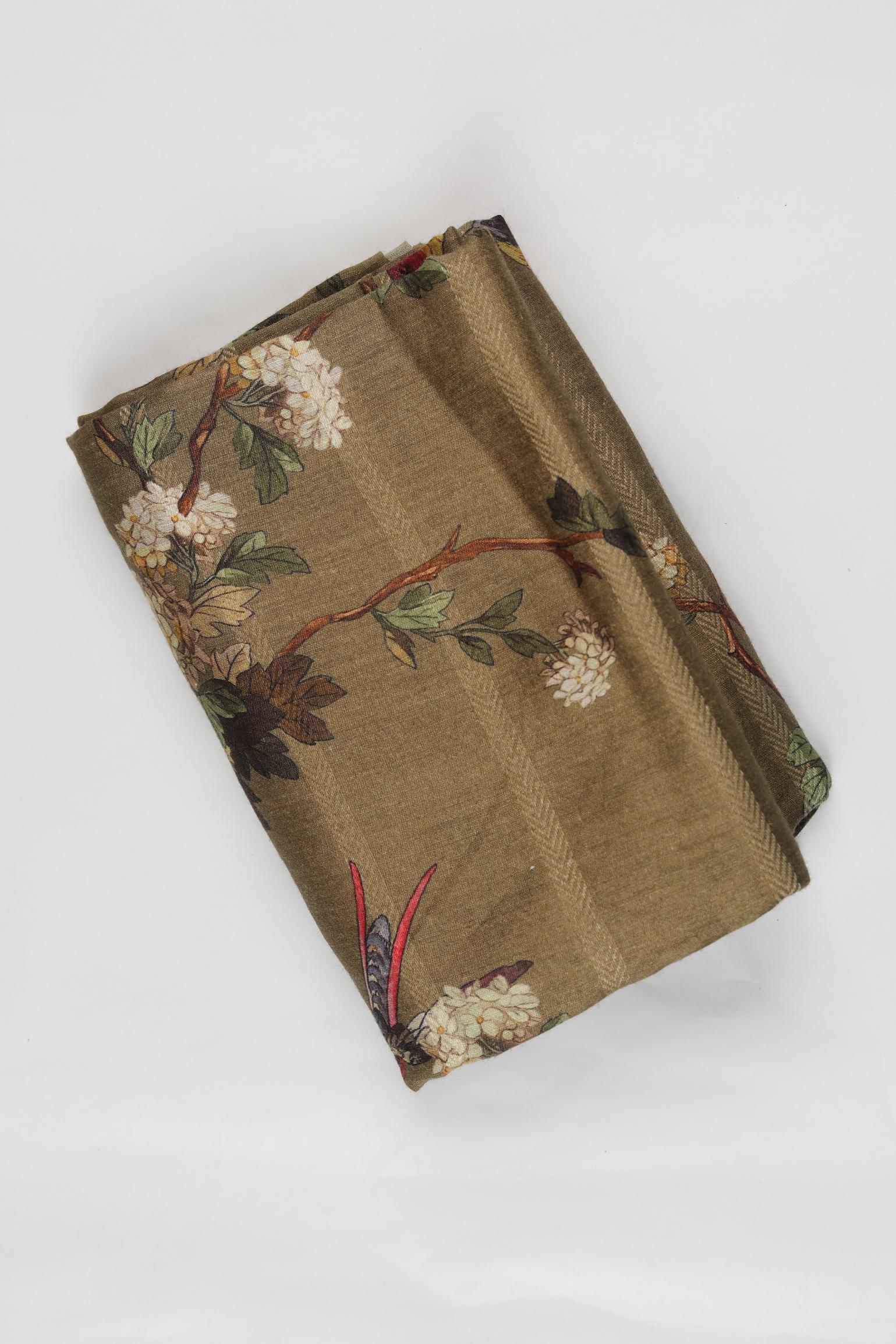 Raw Silk 3 Piece Unstitched Suit Set – Classic Ethnic Wear320