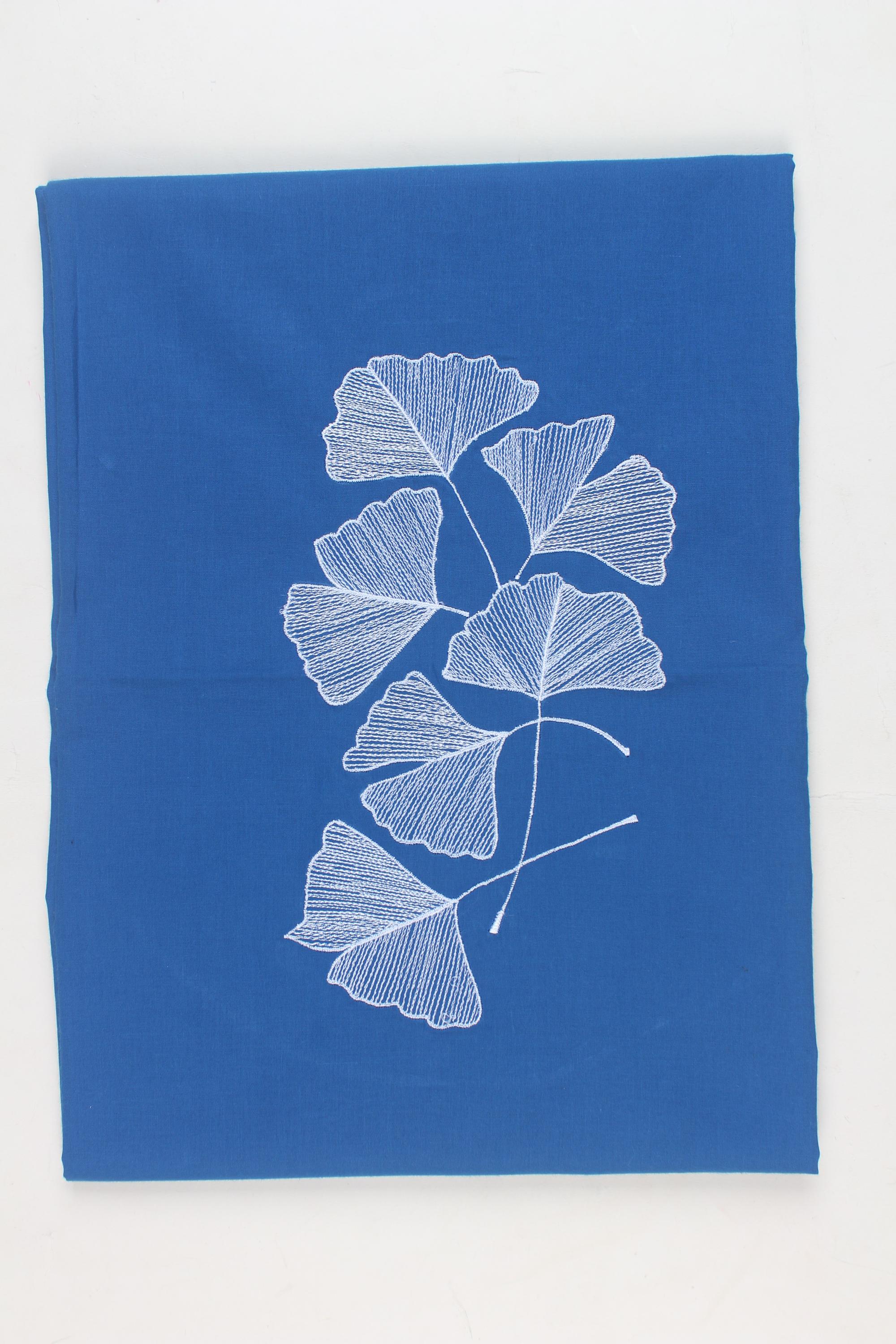 Embroidered fabric set of 2
