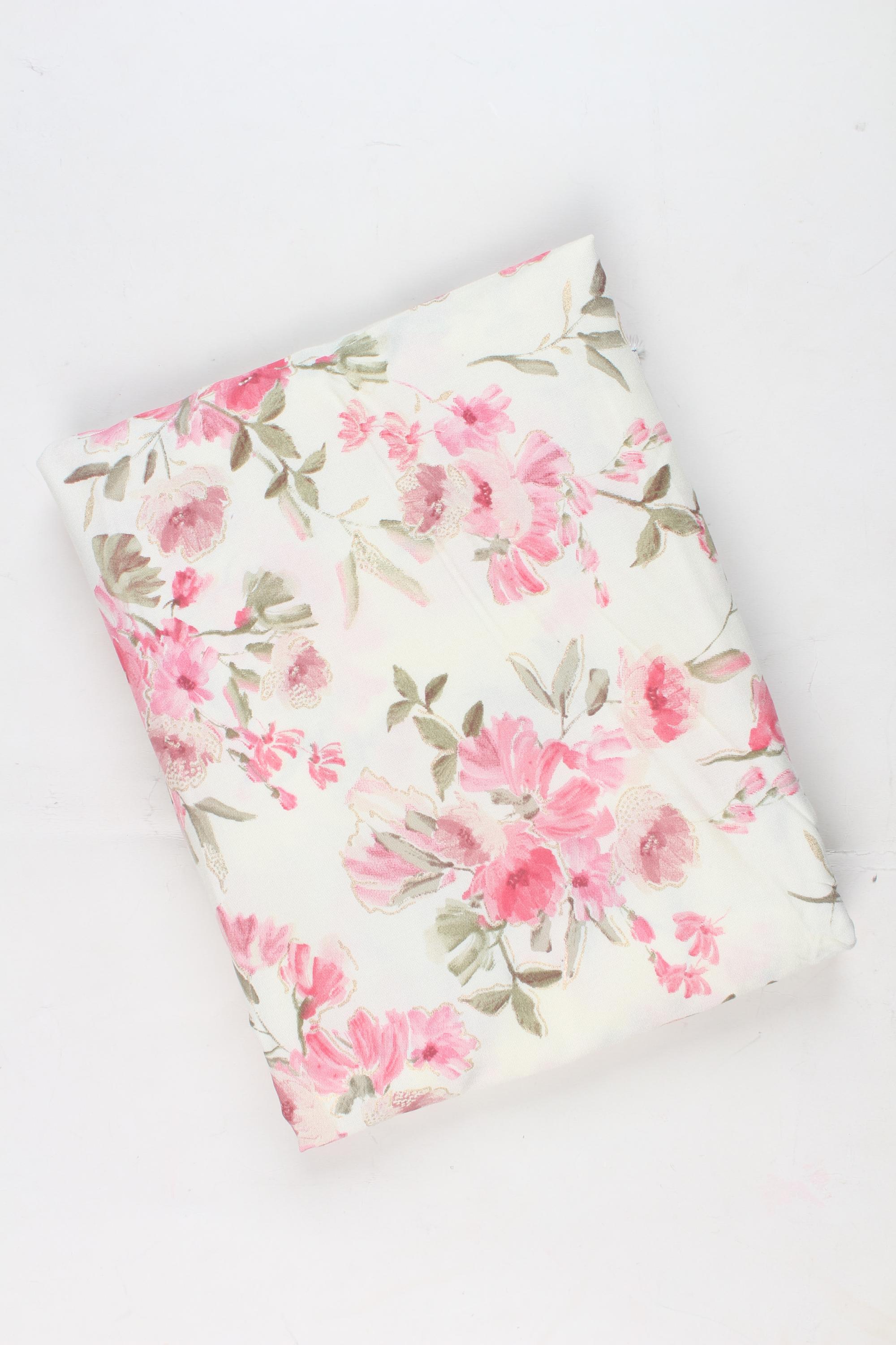 Embroidered fabric set of 2