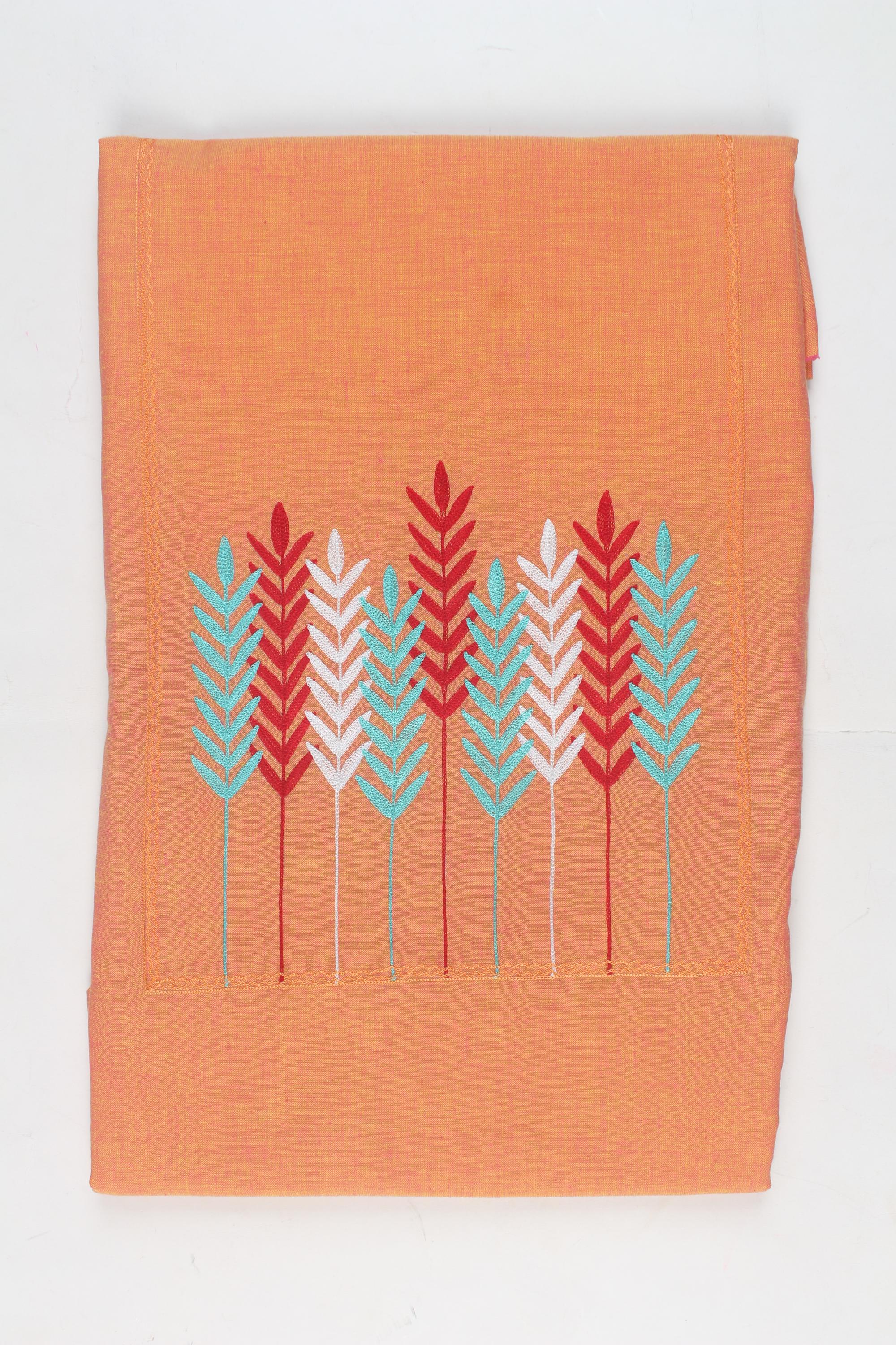 Embroidered fabric set of 2