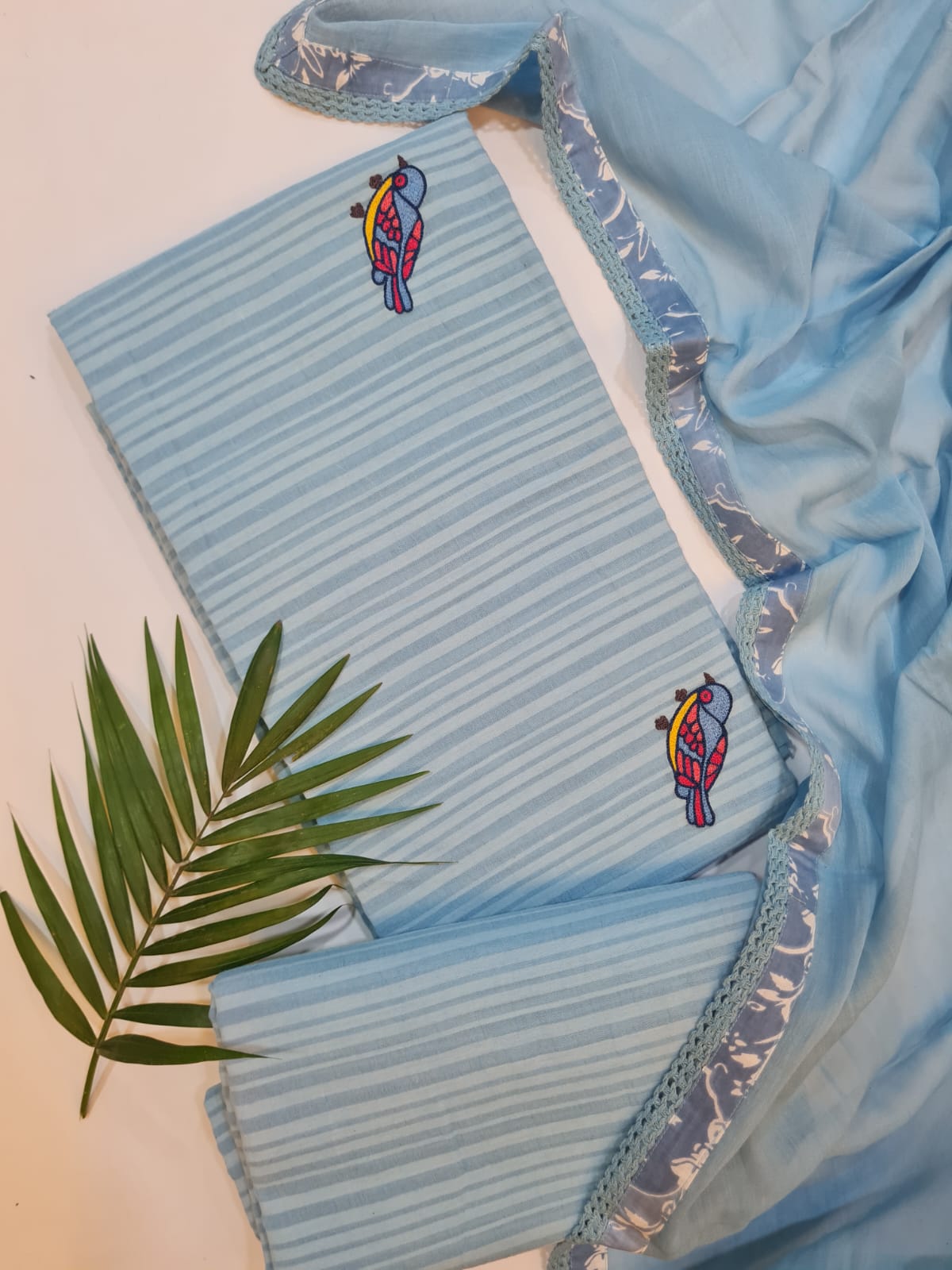 Embroidered Serene Set-32