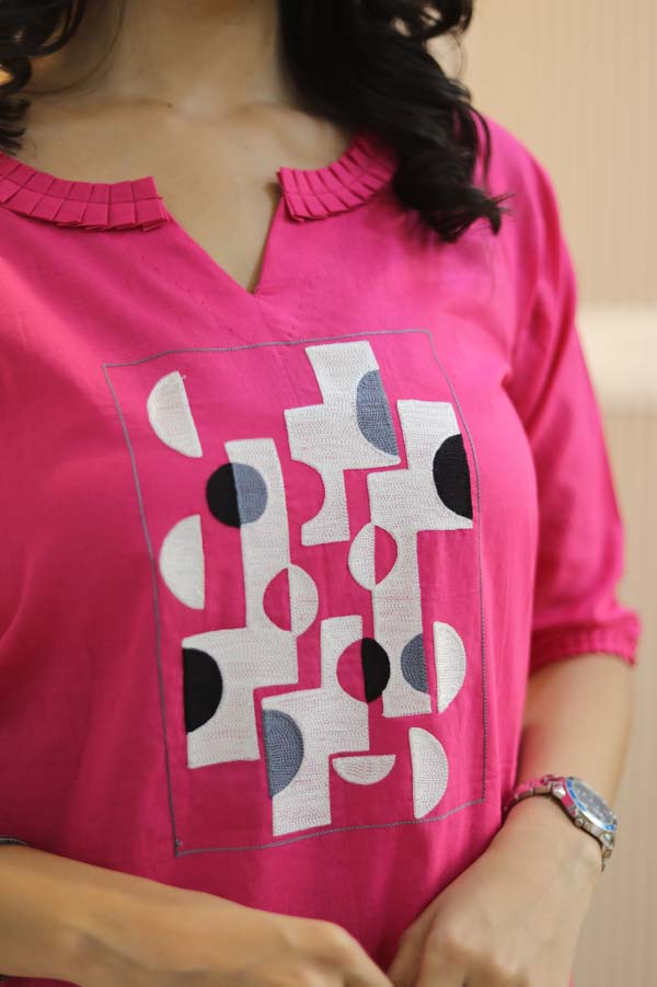 Embroidered Kurta Geometry on Pink