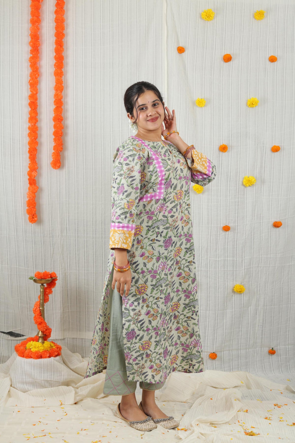 Cotton Ready-to-Wear Kurta - Elegant Ethnic Design NAV-016