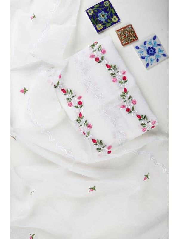 White Kota on colourful vel