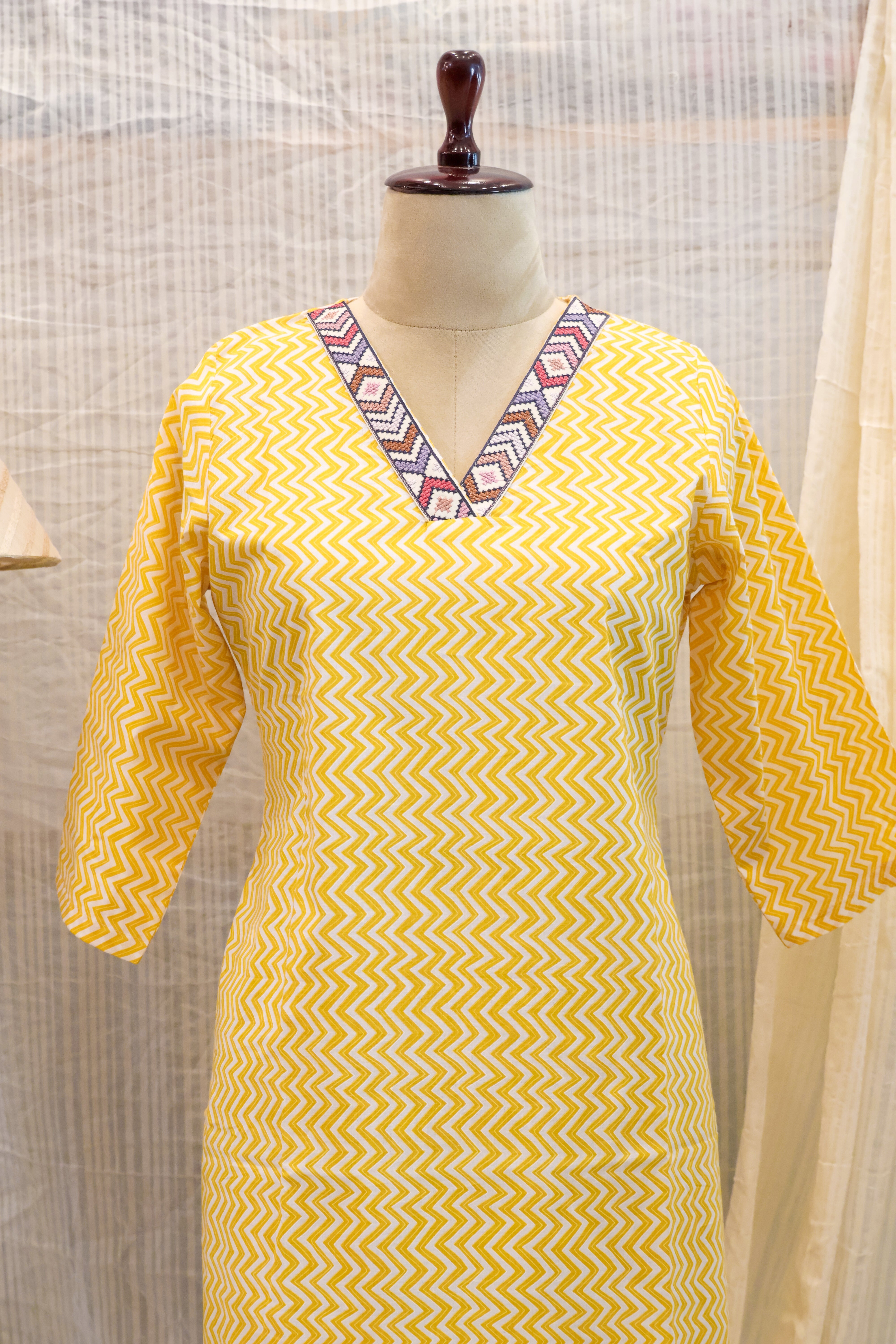 Classic  Cotton Kurti Ready-to-Wear – Elegant Ethnic Design RMK 26001-B