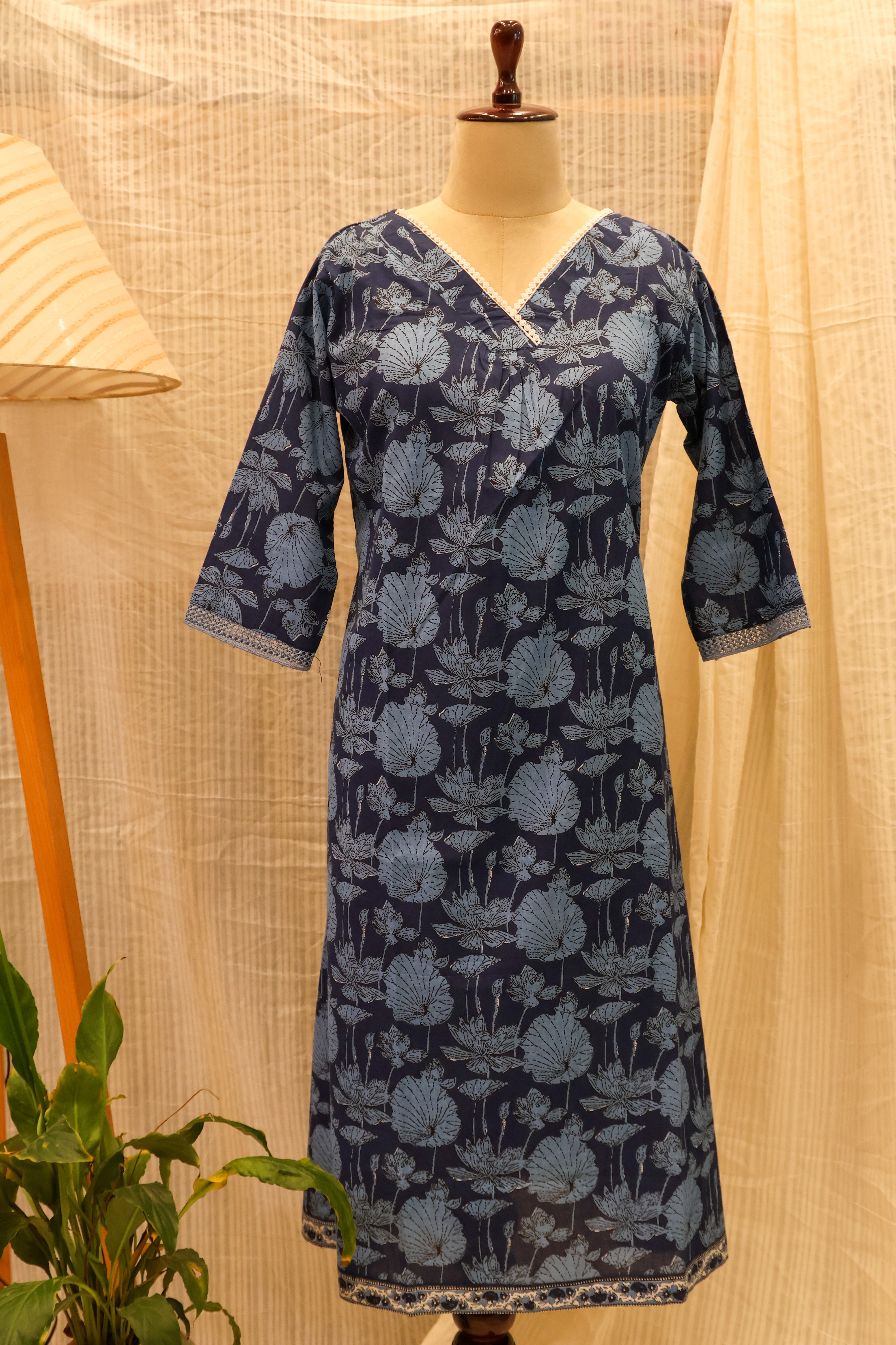 Cotton Ready-to-Wear Kurta - Elegant Ethnic Design RMK-184