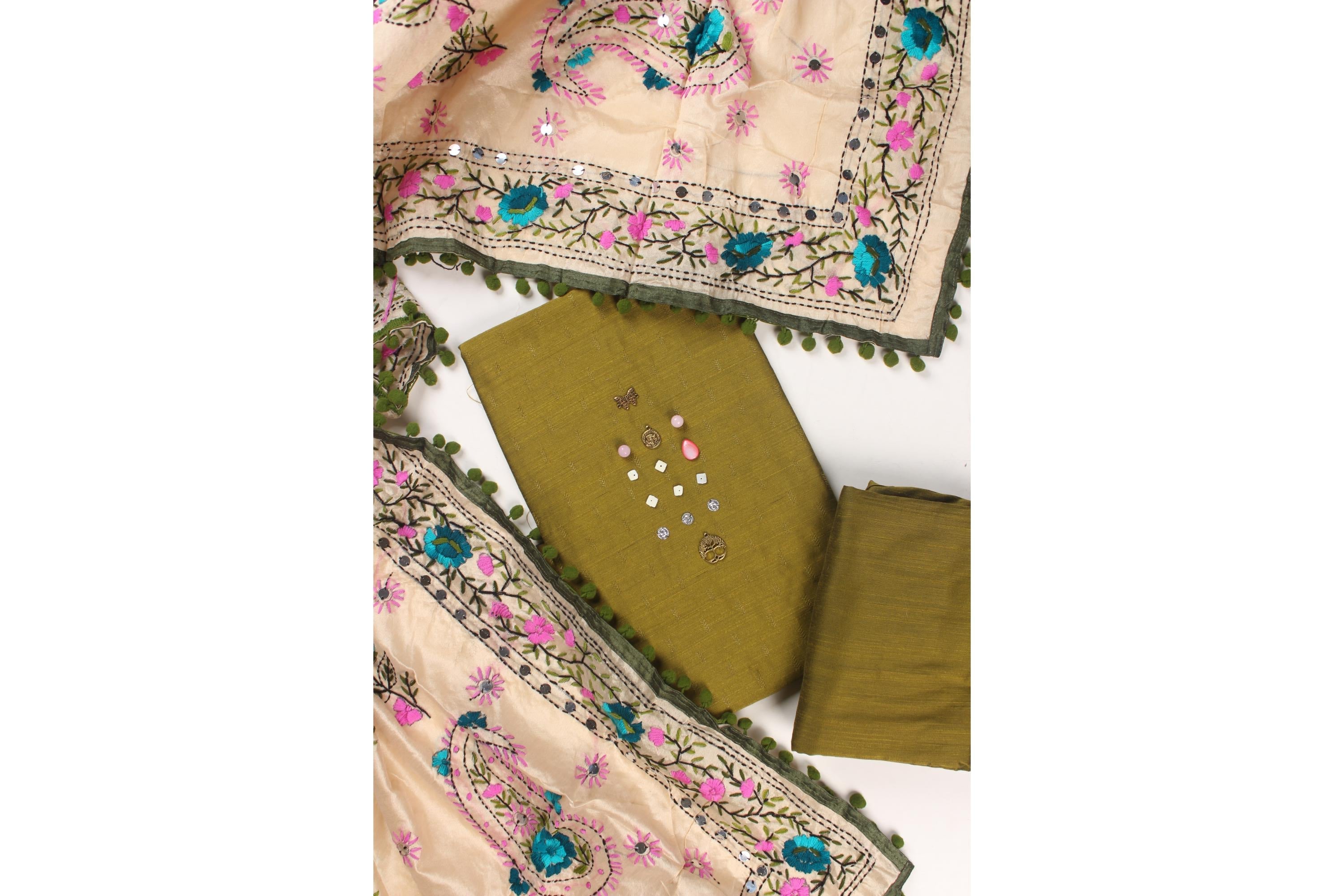 Phulkari Parni