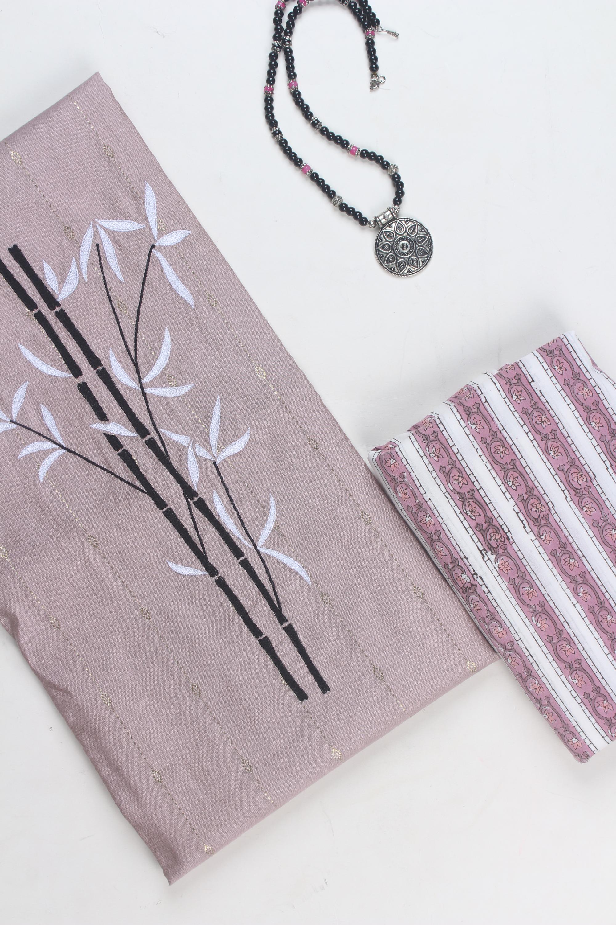 Embroidered fabric set of 2