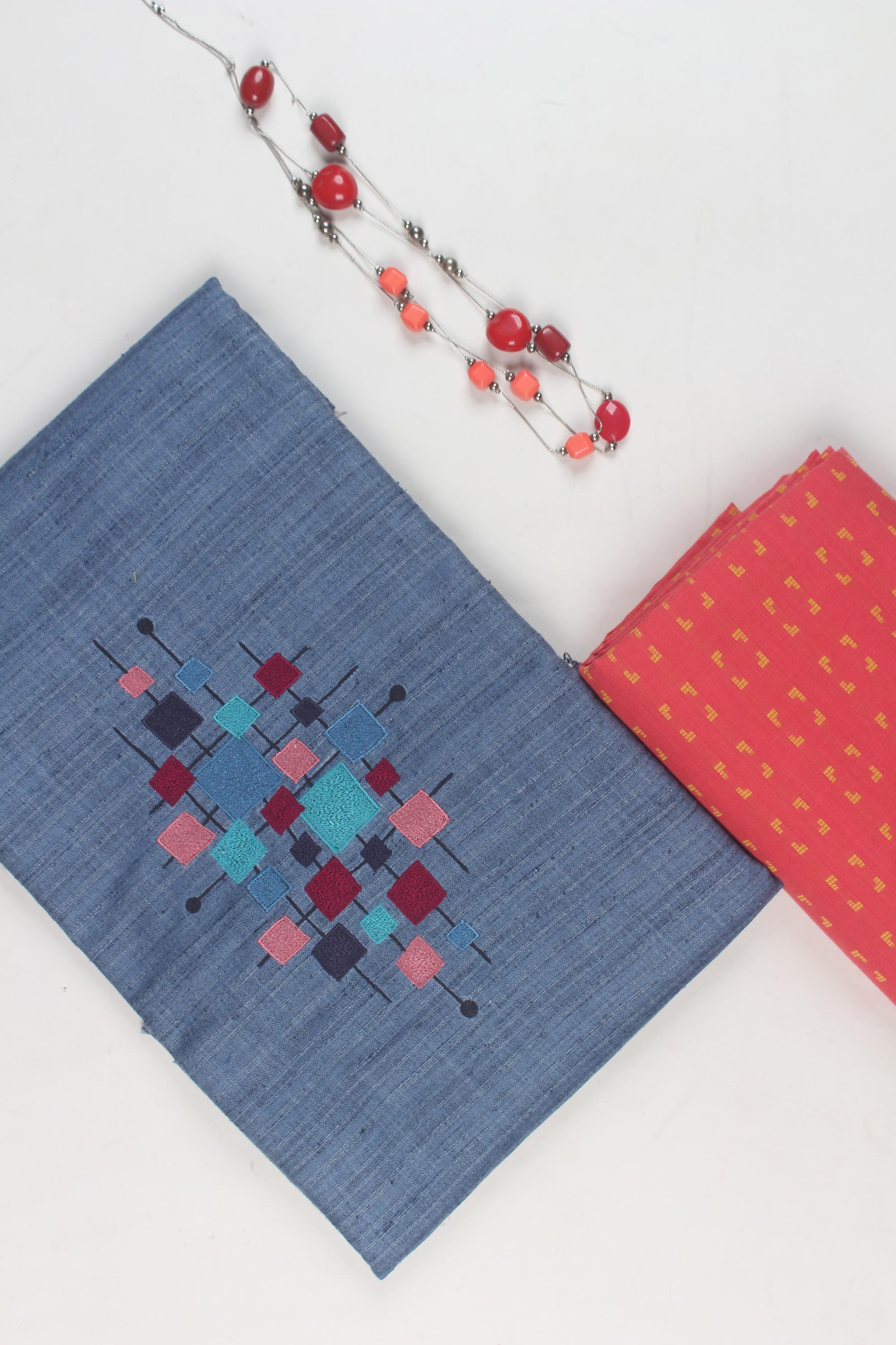 Embroidered fabric set of 2