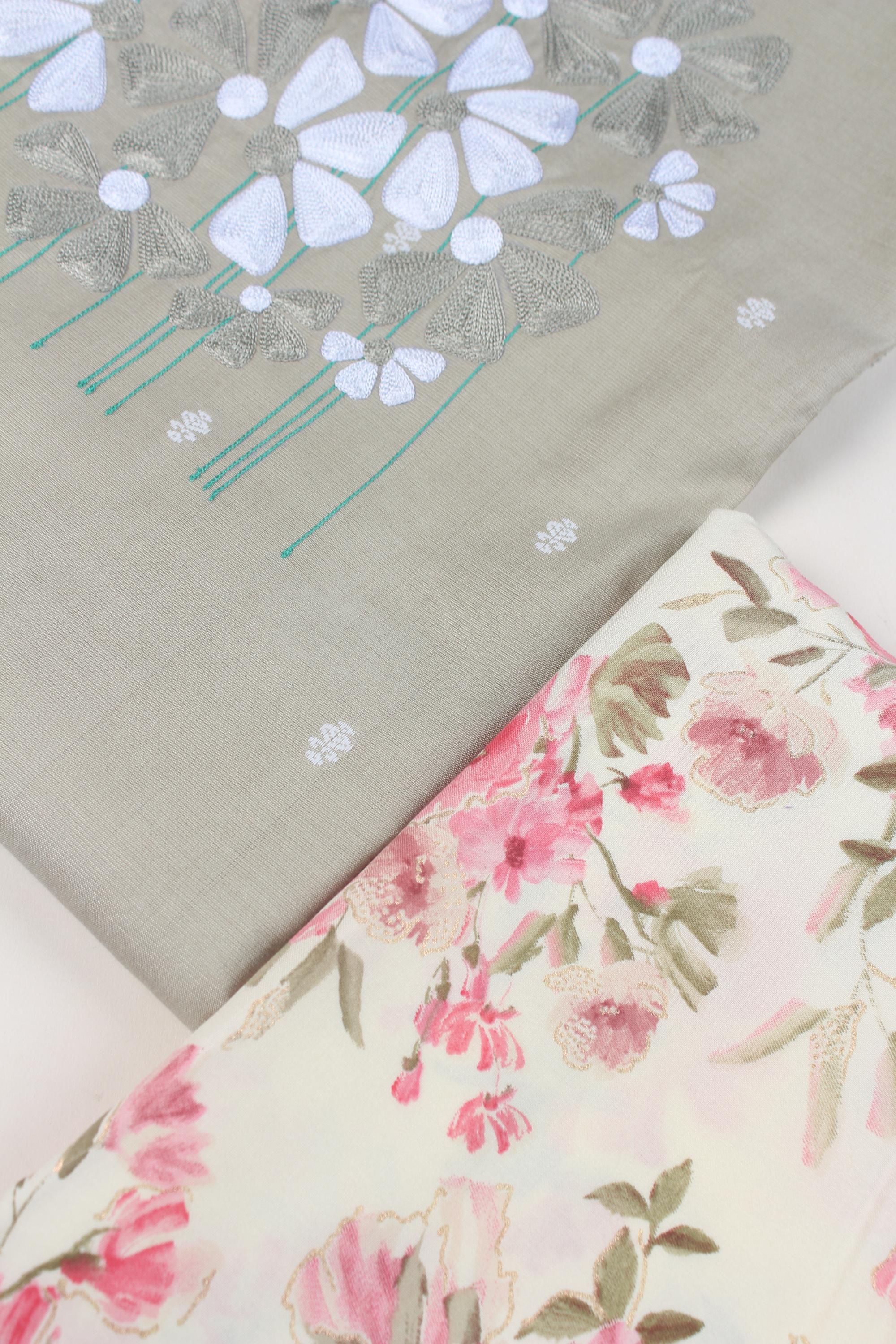 Embroidered fabric set of 2