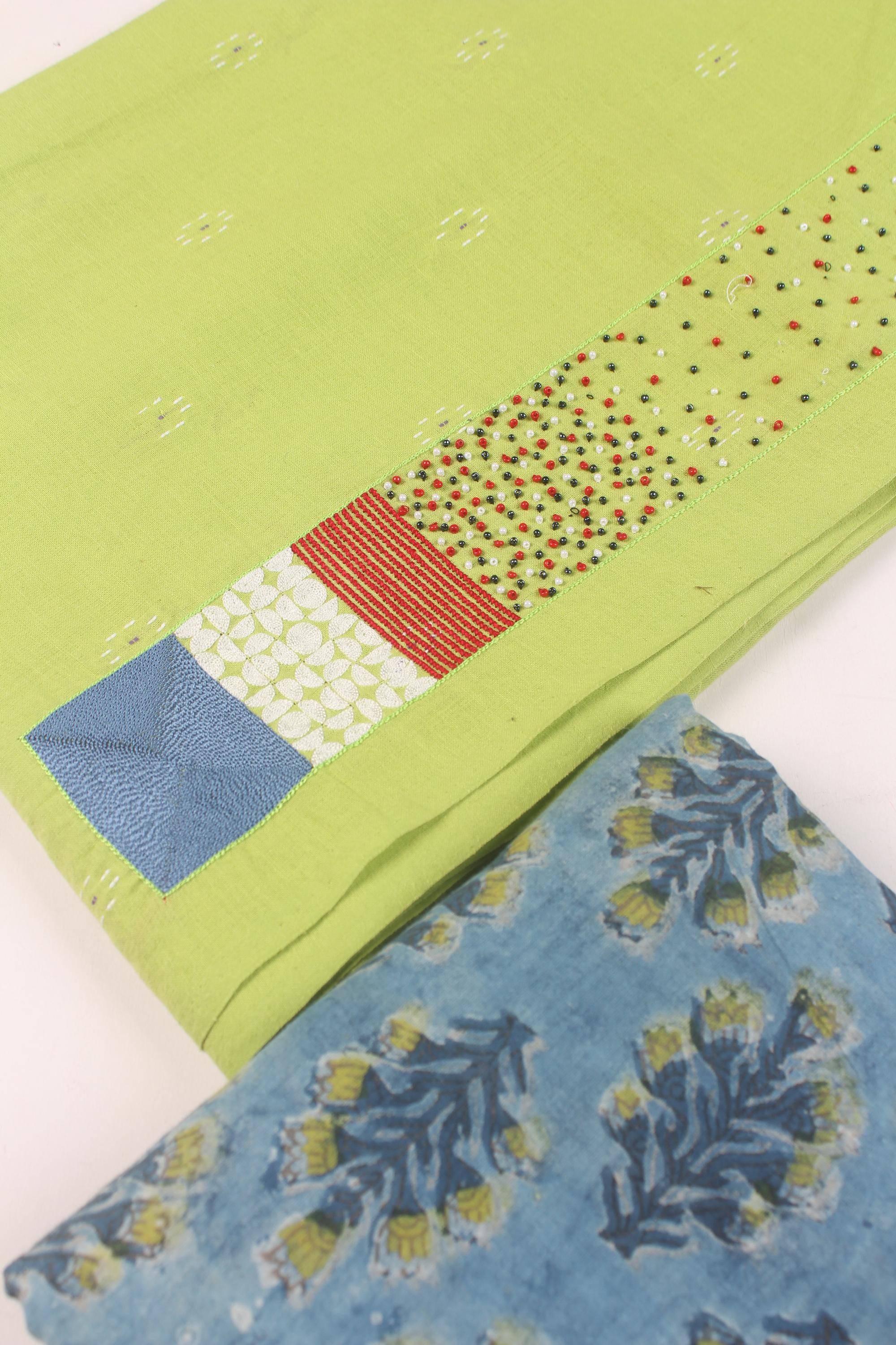 Embroidered fabric set of 2